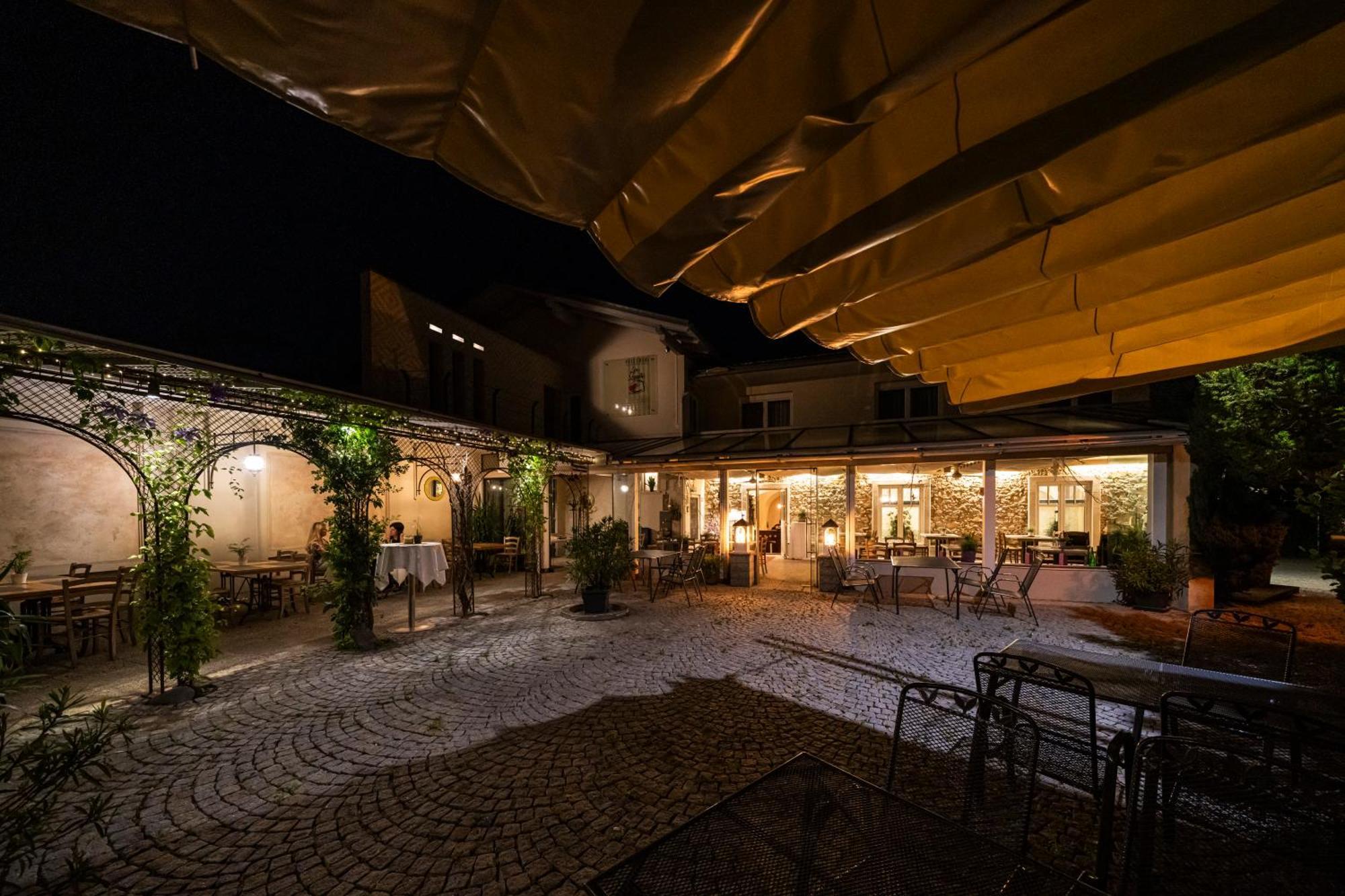 Gaestezimmer La Storia Розег Экстерьер фото